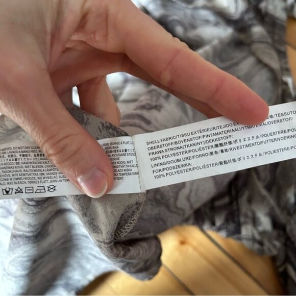 Moon River Sz L Marble Tiered Smocked Long Sleeves Bohemian Midi Dresss - Picture 11 of 11